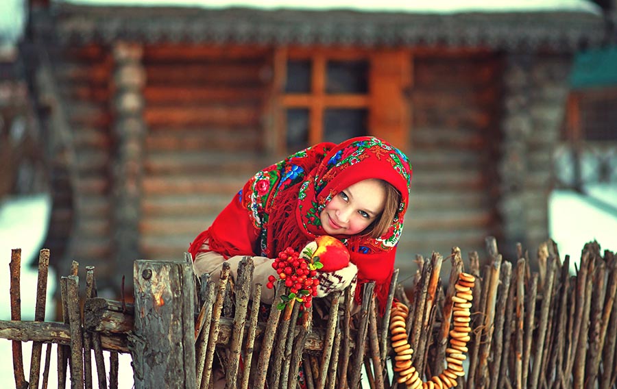 Sexy girl Women in Slavic costumes in Puyang