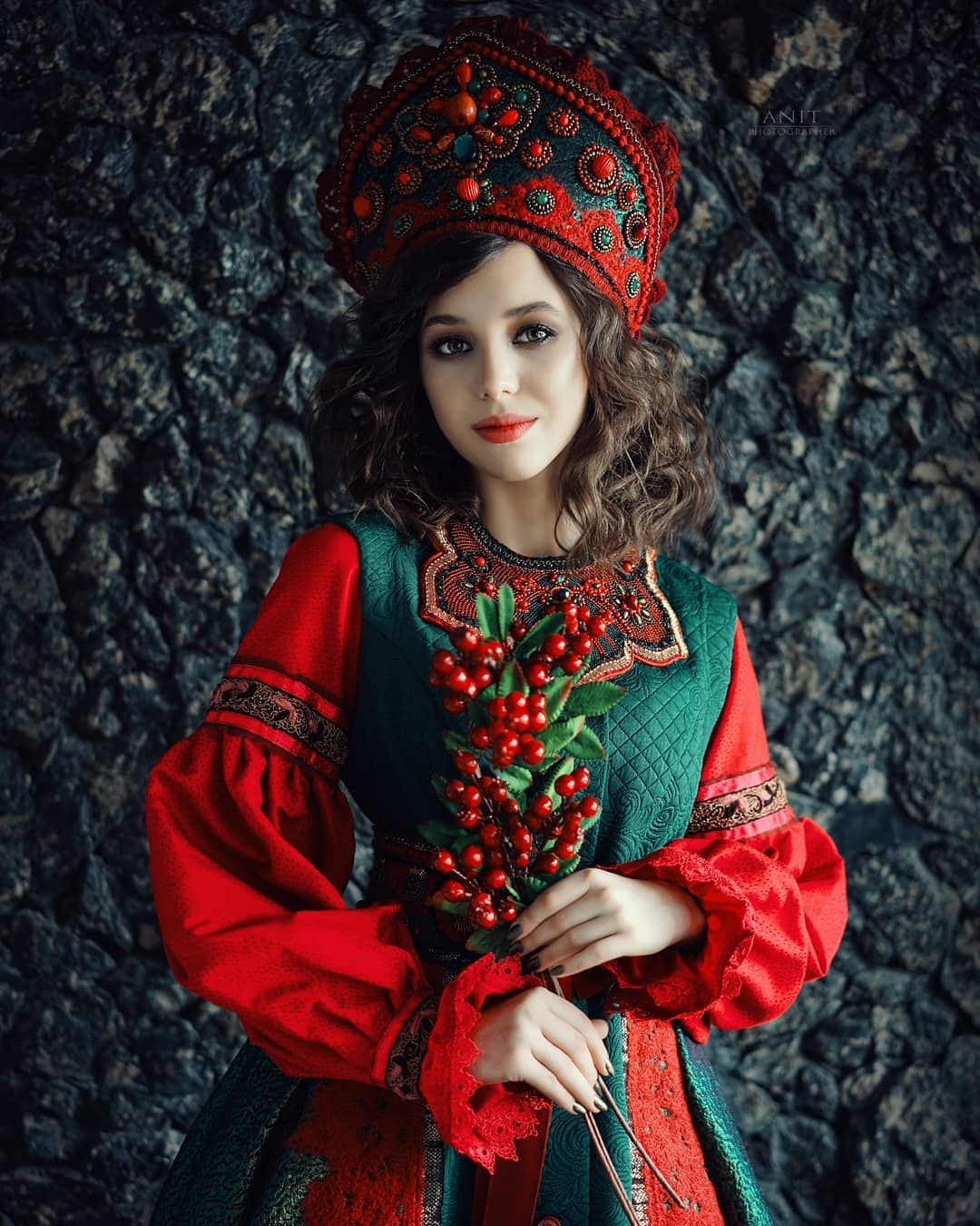 Nude girl Women in Slavic costumes in Puyang