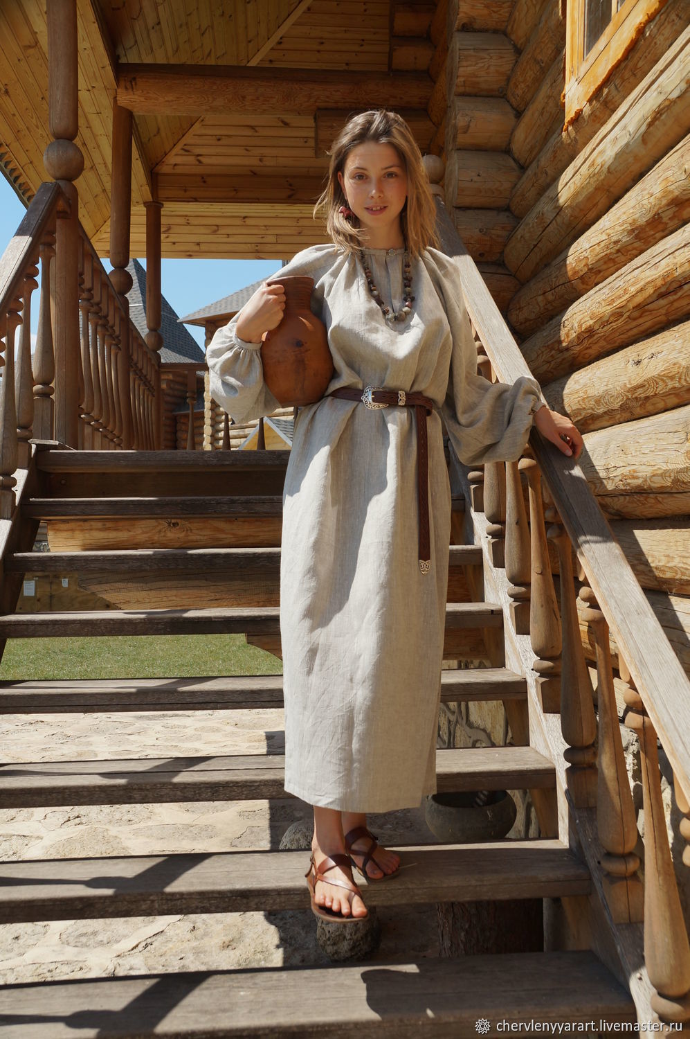 Girls in Slavic costumes in Puyang